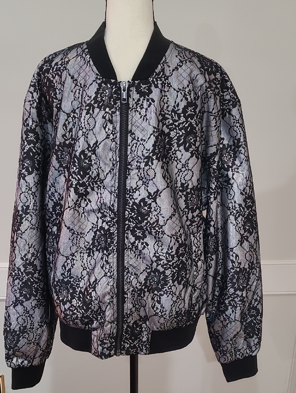 Forever 21 Black Lace-Overlay Bomber Jacket - Unisex - Size M